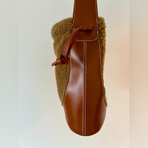 STAUD Cinch Shearling Bucket Bag, originally $475, excellent condition - Picture 9 of 9